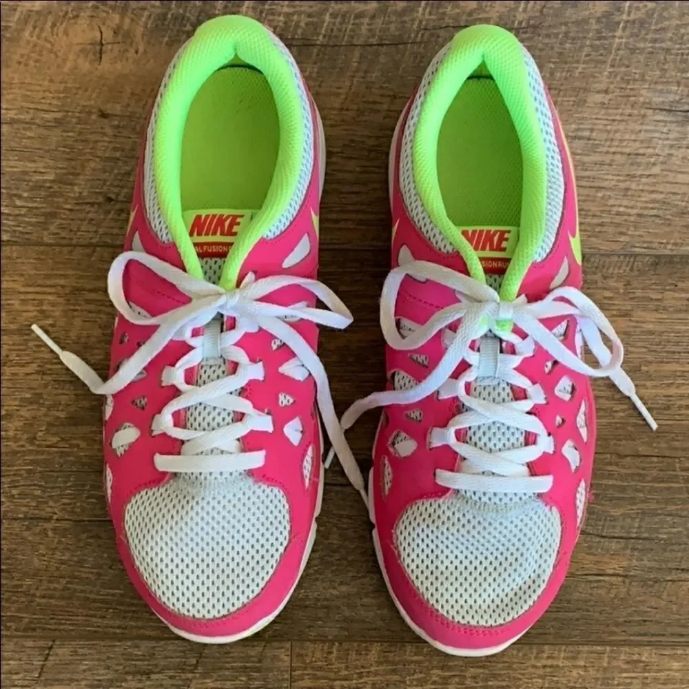 Nike Florescent tennis shoes